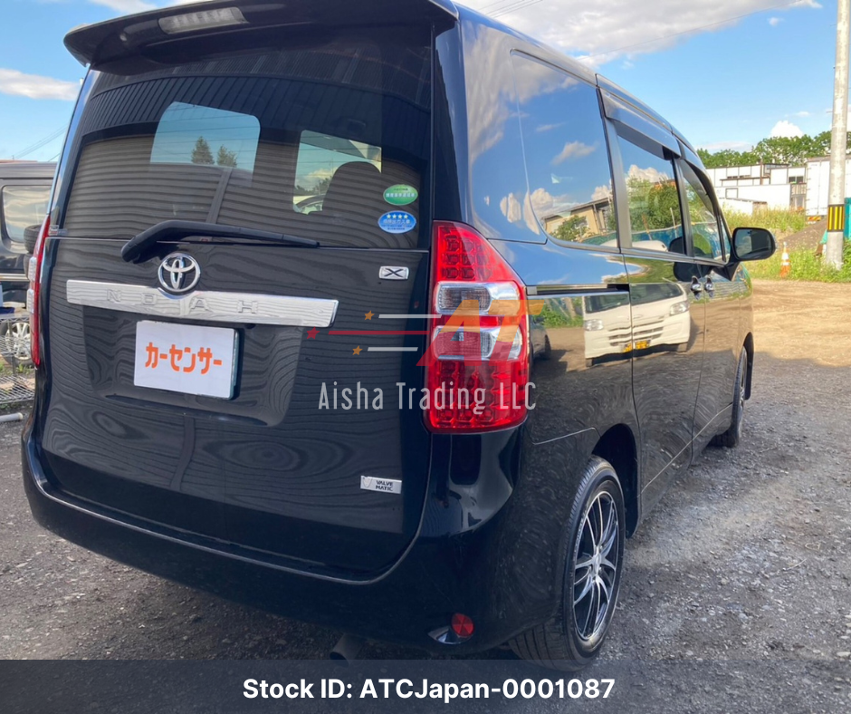 2013 Toyota Noah